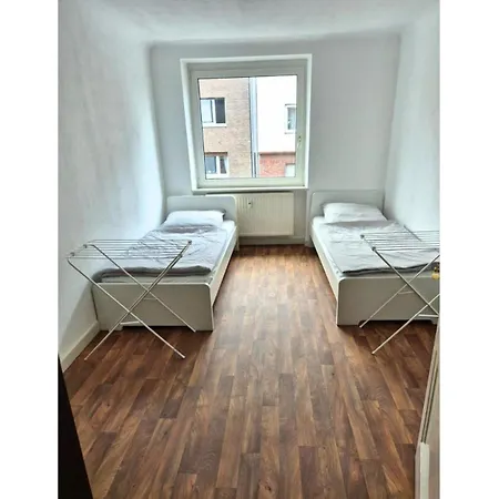 Apartment Living 21, Monteur- Und Ferienwohnung, 6 Personen, Zur Langfristigen Anmietung W83 Gera